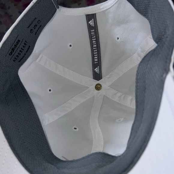 Adidas Aeroready logo Snow White baseball cap hat - Picture 6 of 8